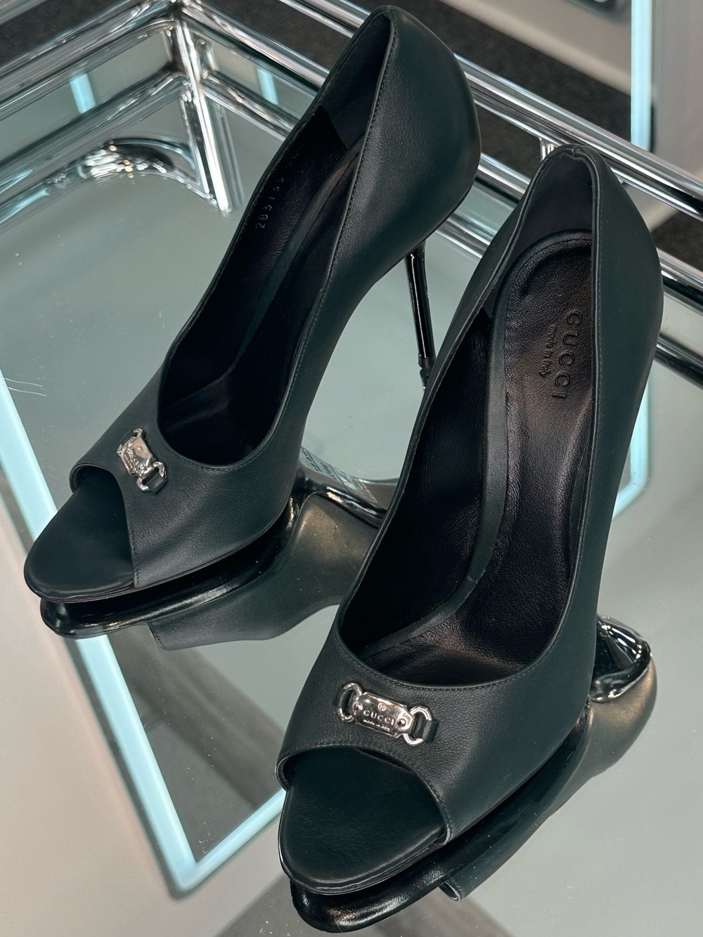 Gucci horse-bit peep toe Pumps